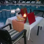 Begonville 아파트호텔