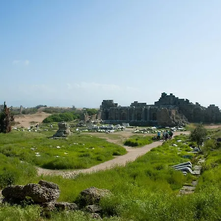 Lägenhetshotell Begonville Side