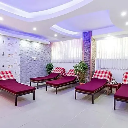 Begonville Aparthotel 4*