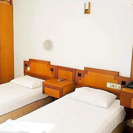 Begonville 4* Side