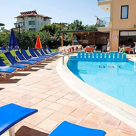 Begonville Aparthotel 4*